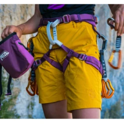 Petzl Luna Harness - Women's -Outdoor Adventure Shop 1074300 1200 auto
